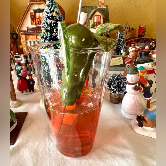 Christmas Glass Bloody Mary Cocktail Ornament Celery Stalk Lime Slice Olives - Picture 3 of 9